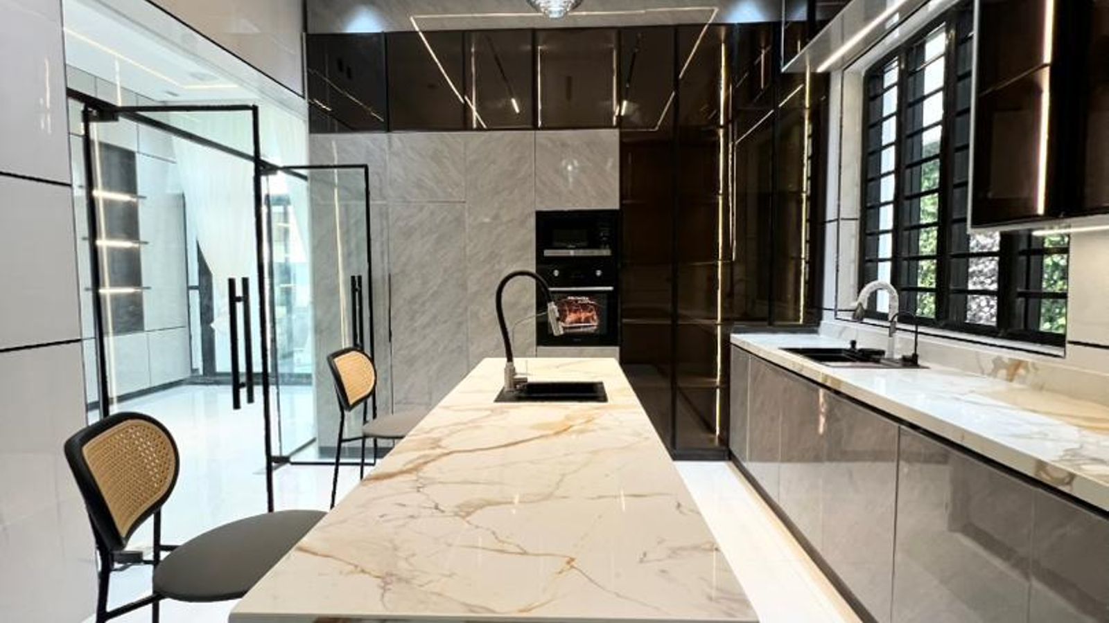 5 Bedroom Duplex