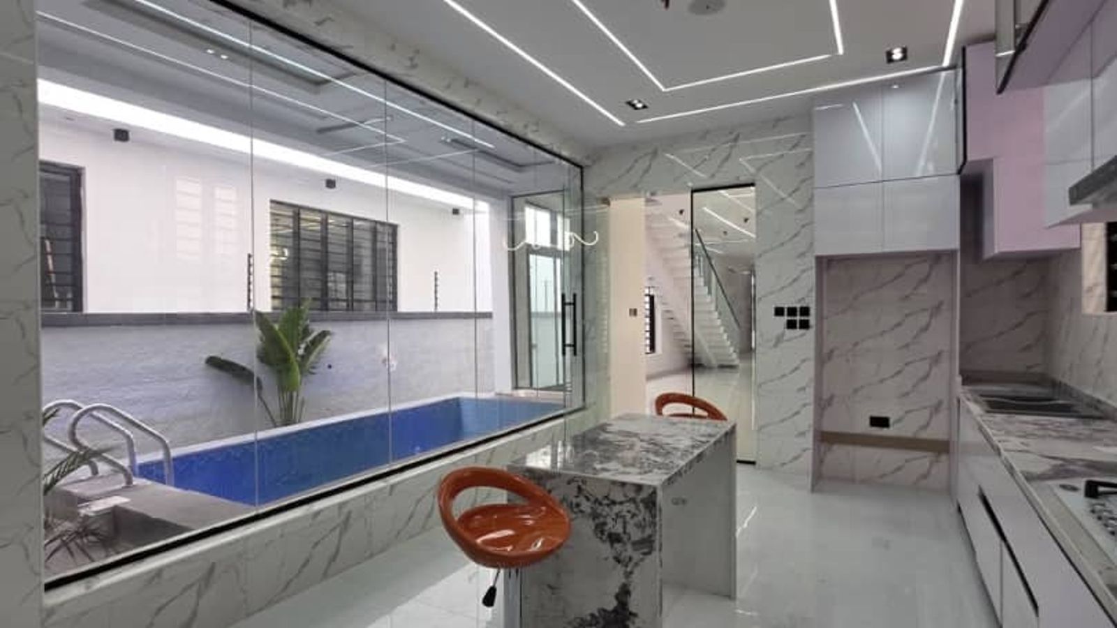 5 Bedroom Fully Detached Duplex
