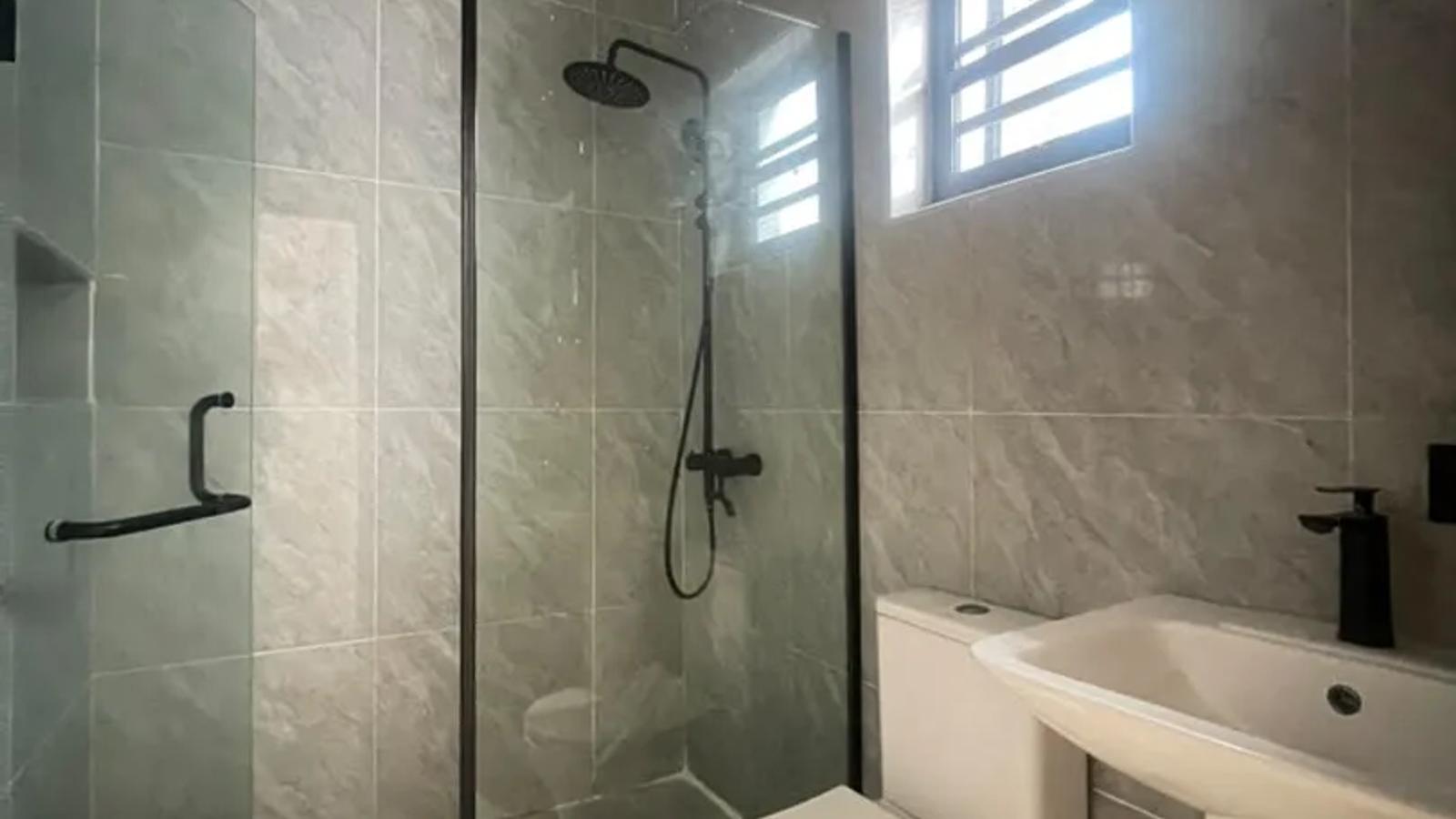 4 BEDROOM SEMI-DETACHED DUPLEX WITH BQ
