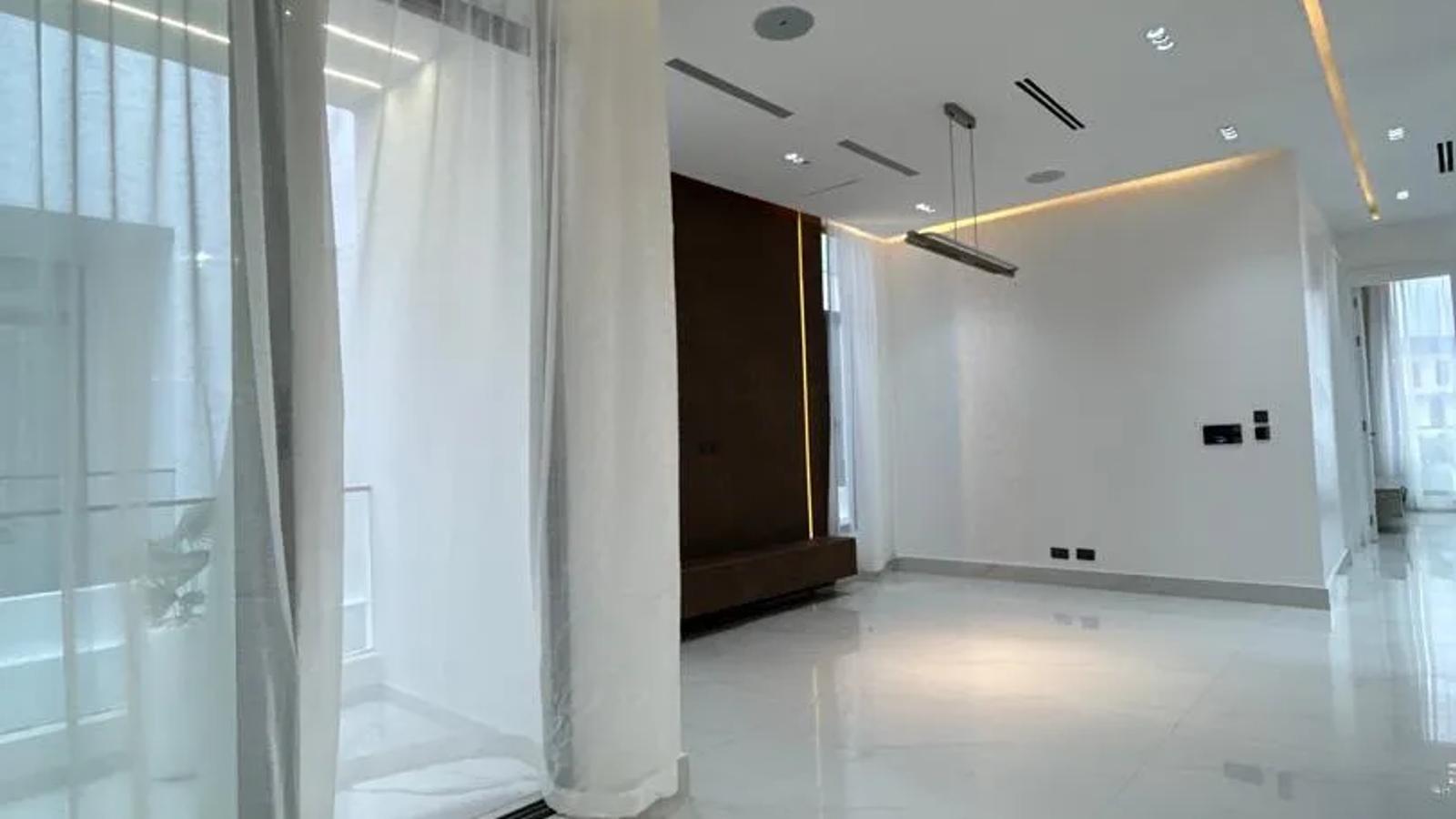 5 Bedroom Fully Detached Duplex