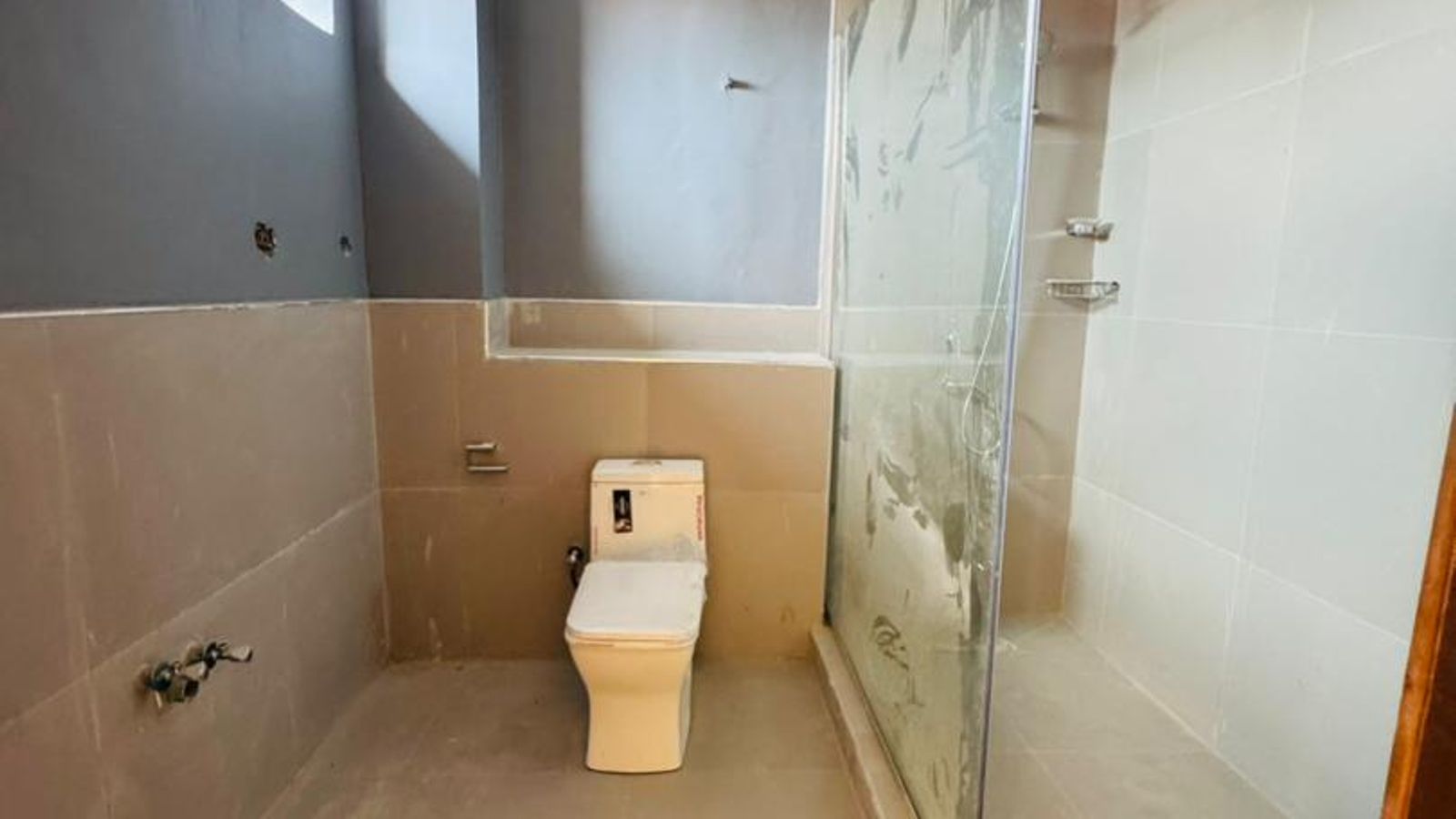 4 Bedroom Fully Detached Terrace Duplex