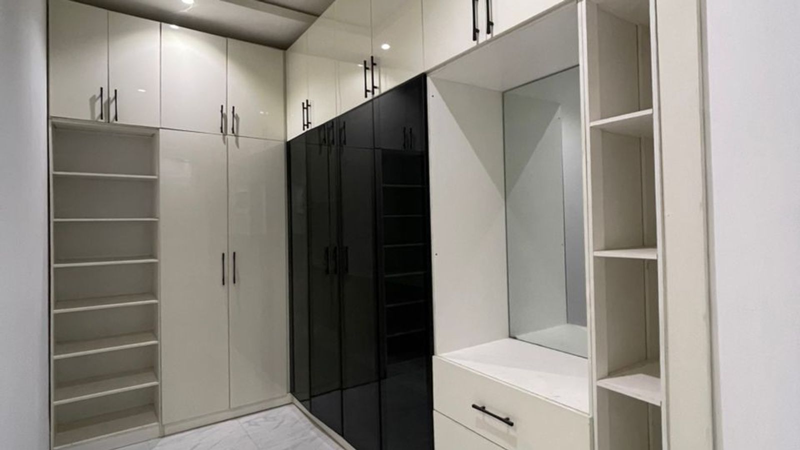 5 Bedroom Duplex