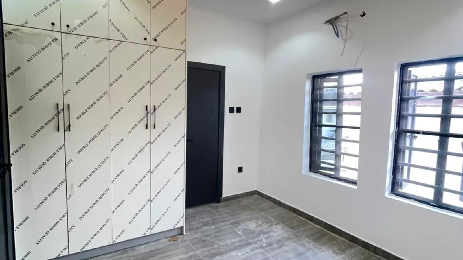 3 BEDROOM TERRACE APARTMENT