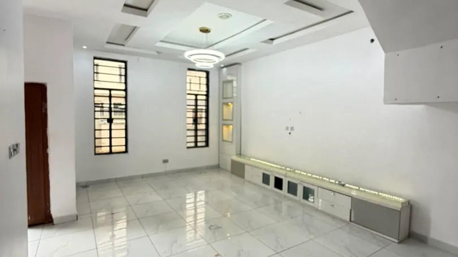 4 Bedroom Semi Detached Duplex