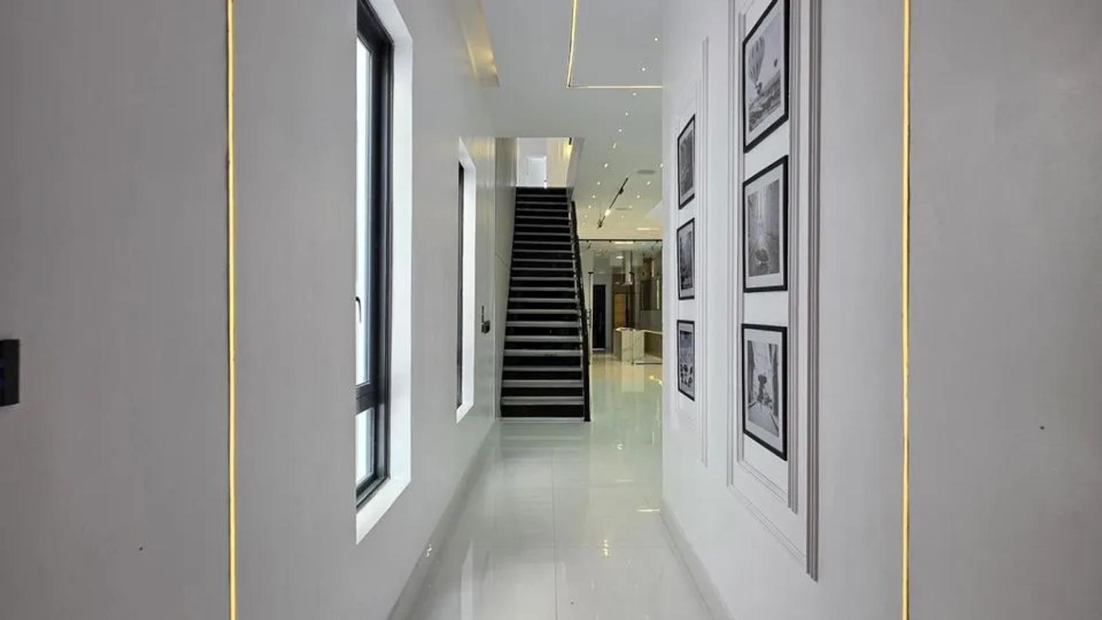 5 Bedroom Fully Detached Duplex