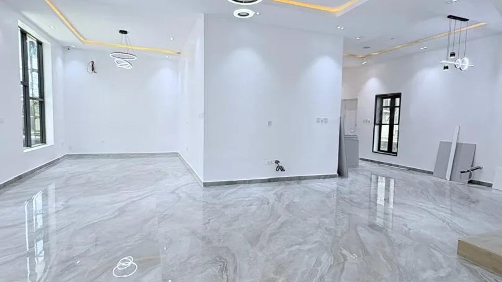 5 Bedroom Fully Detached Duplex