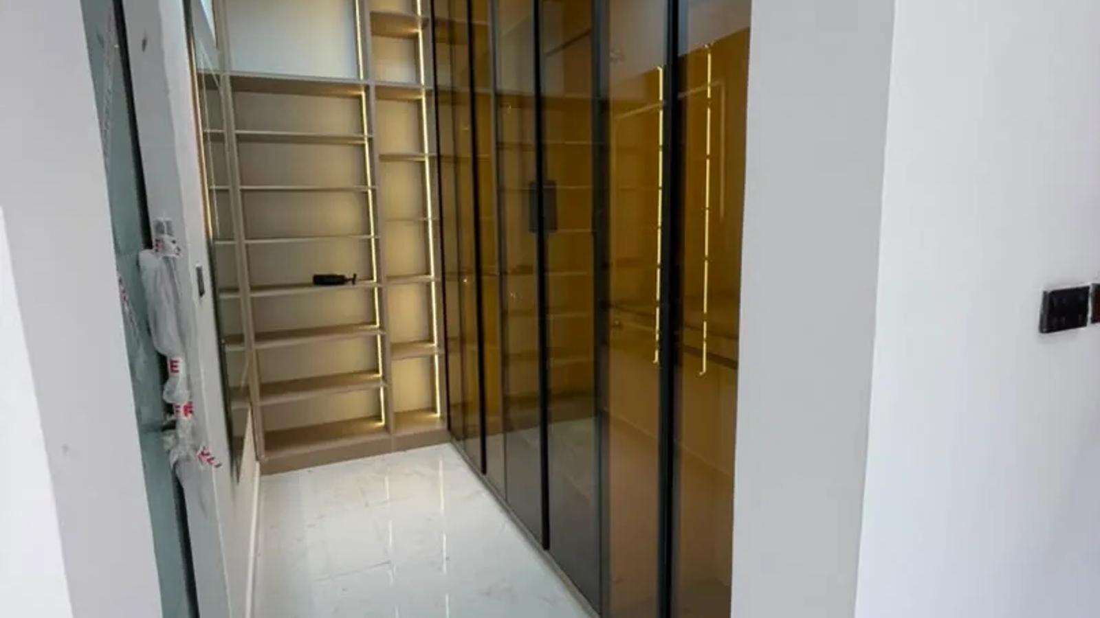 5 Bedroom Fully Detached Duplex
