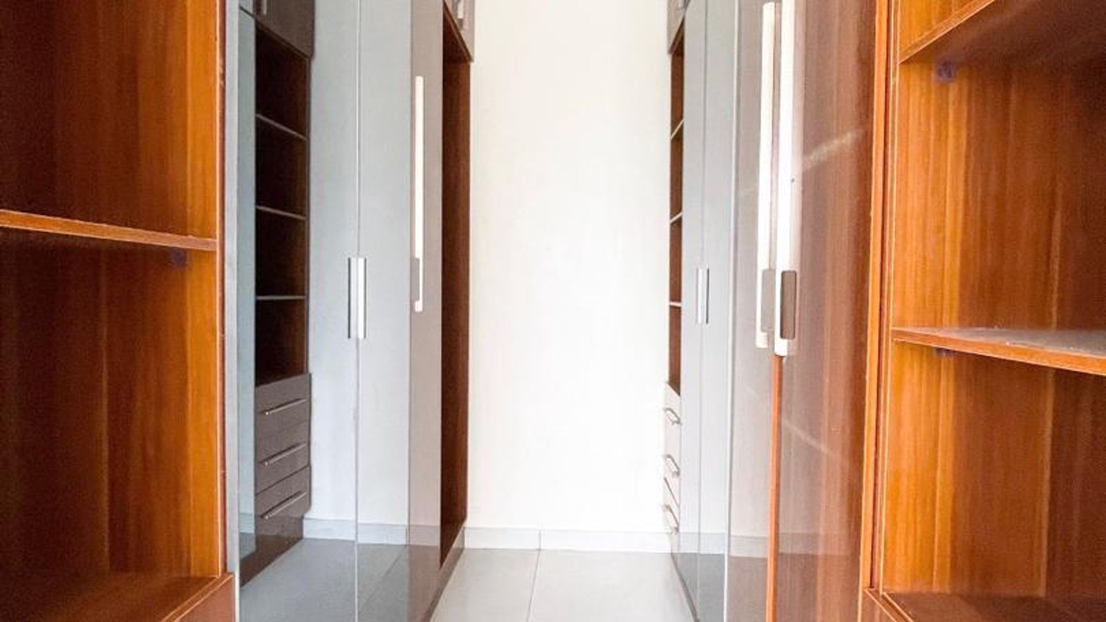 5 Bedroom Fully Detached Duplex