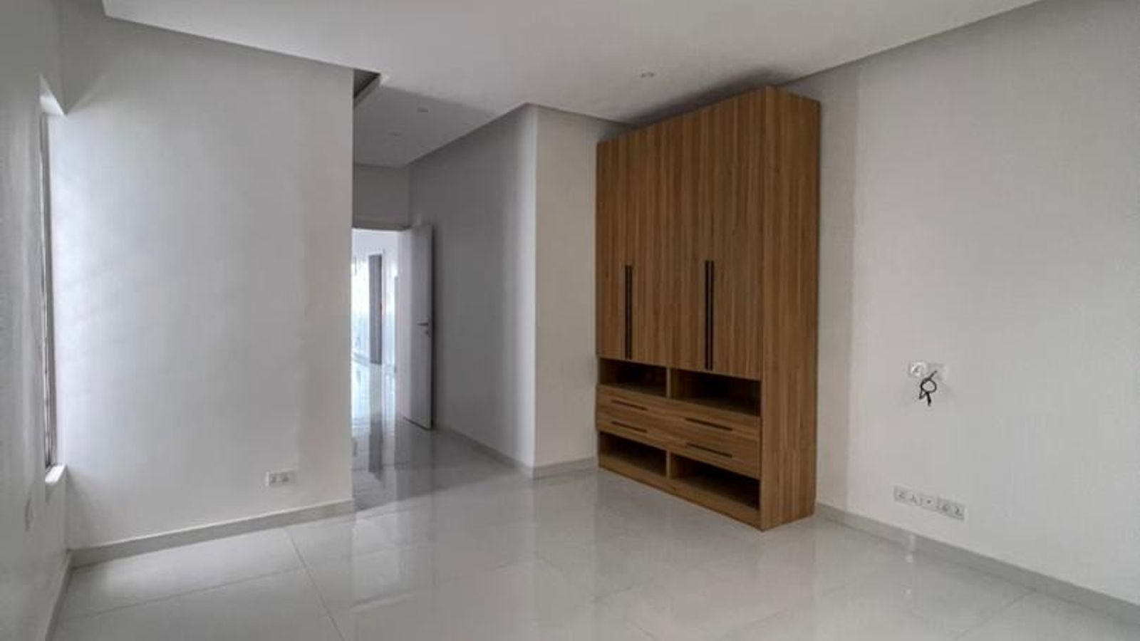 5 Bedroom Fully Detached Duplex
