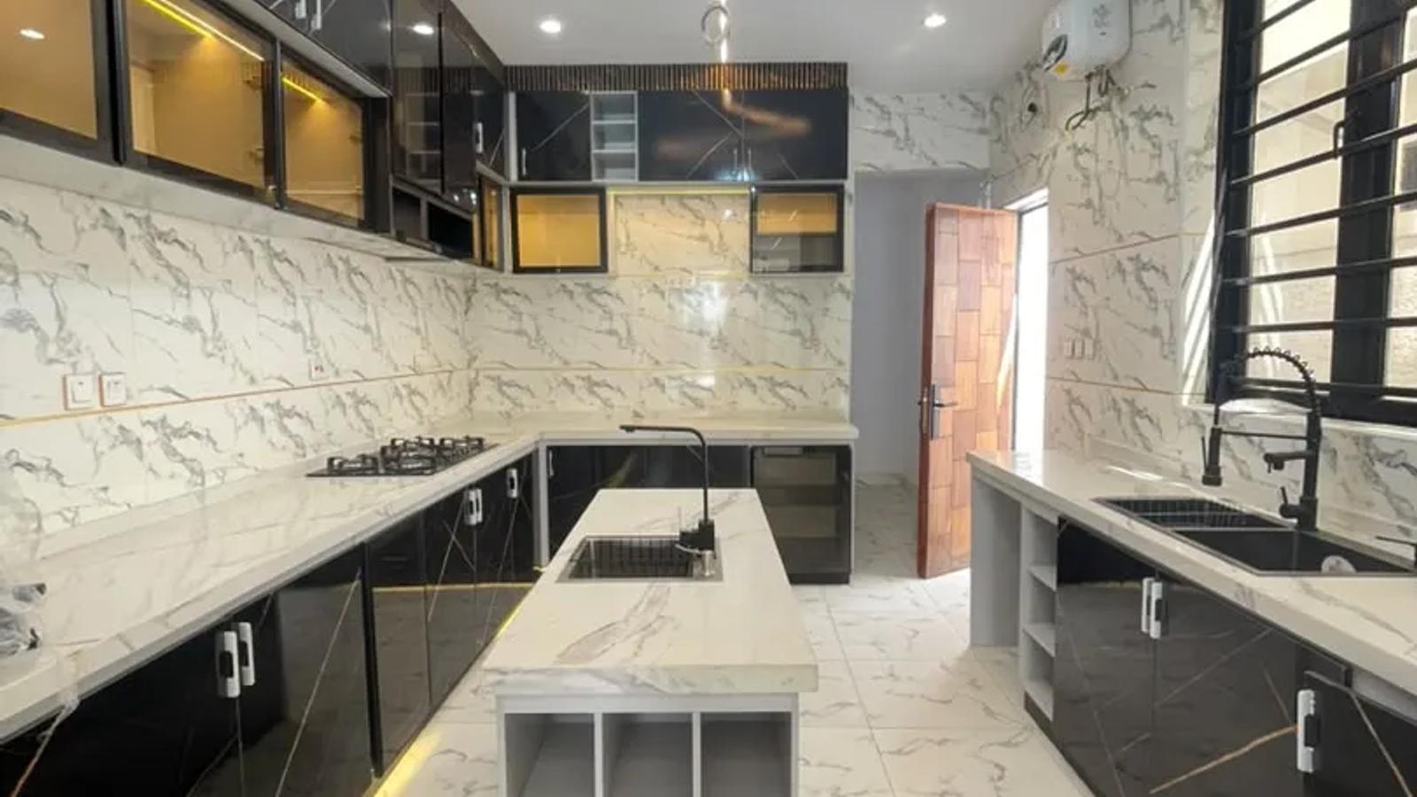 4 Bedroom Fully Detached Duplex