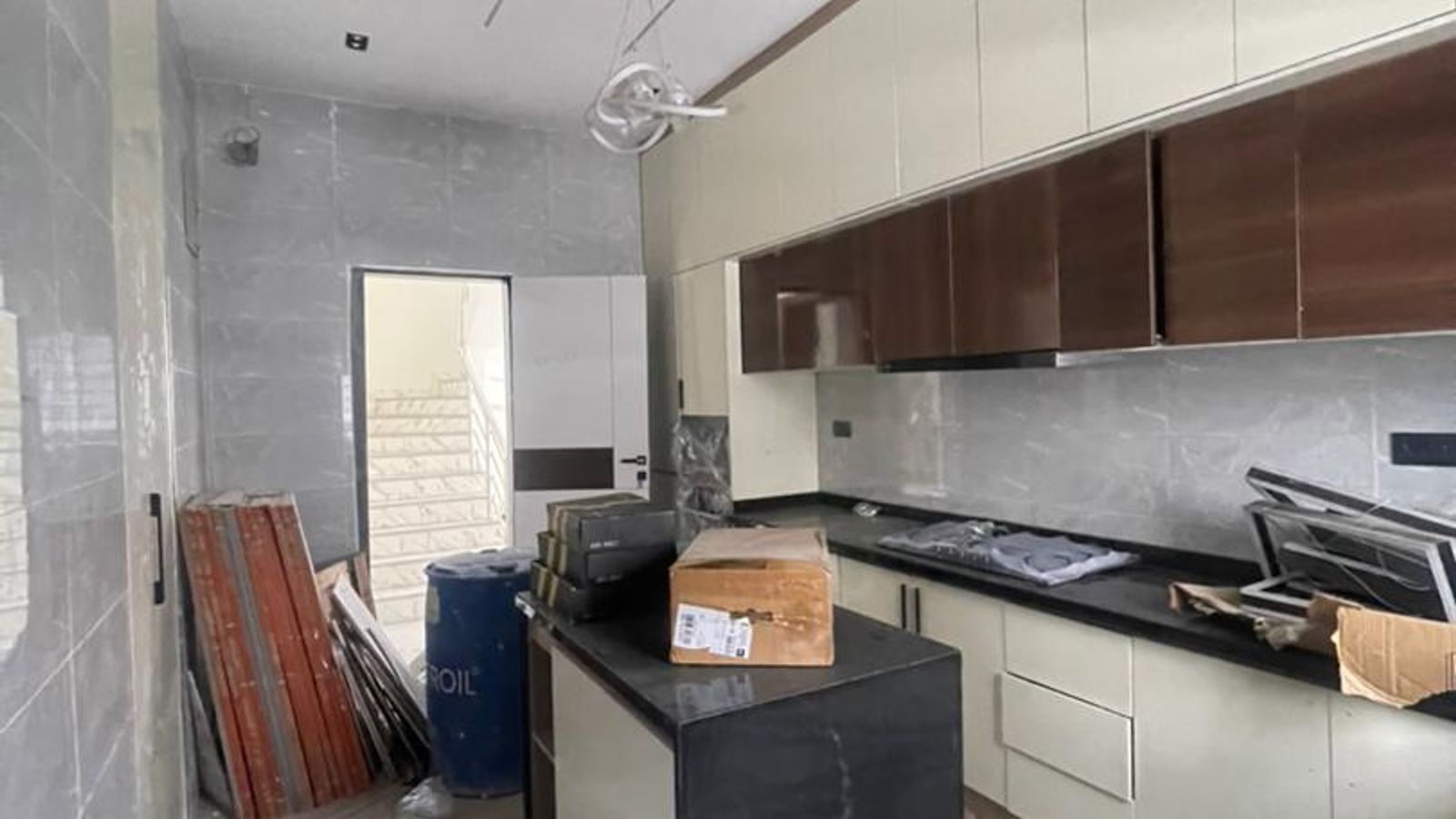 5 Bedroom Fully Detached Duplex
