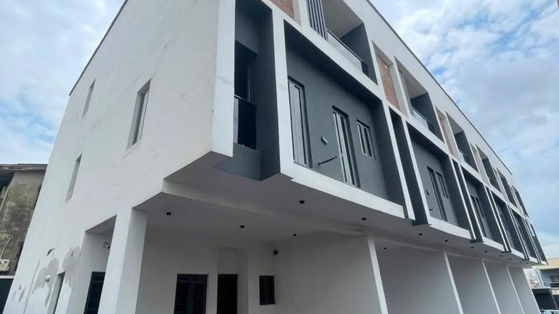 4 BEDROOM TERRACE WITH BQ