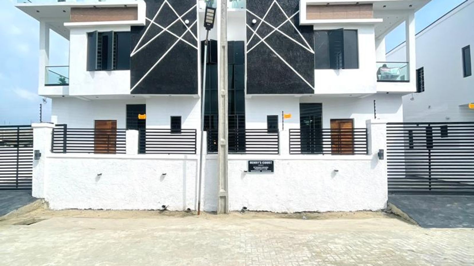 4 Bedroom Semi Detached Duplex