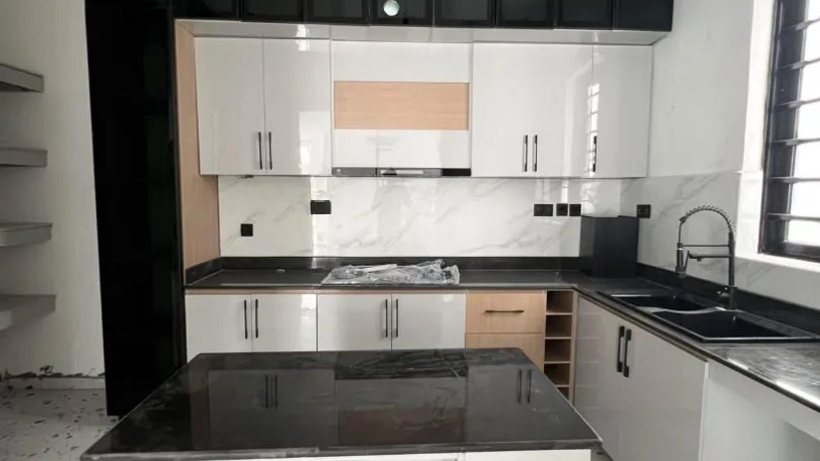 4 Bedroom Fully Detached Duplex