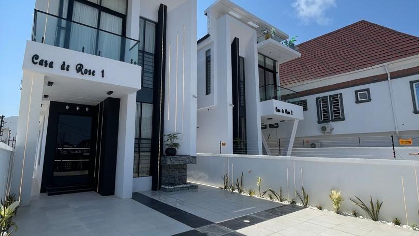 5 Bedroom Fully Detached Duplex