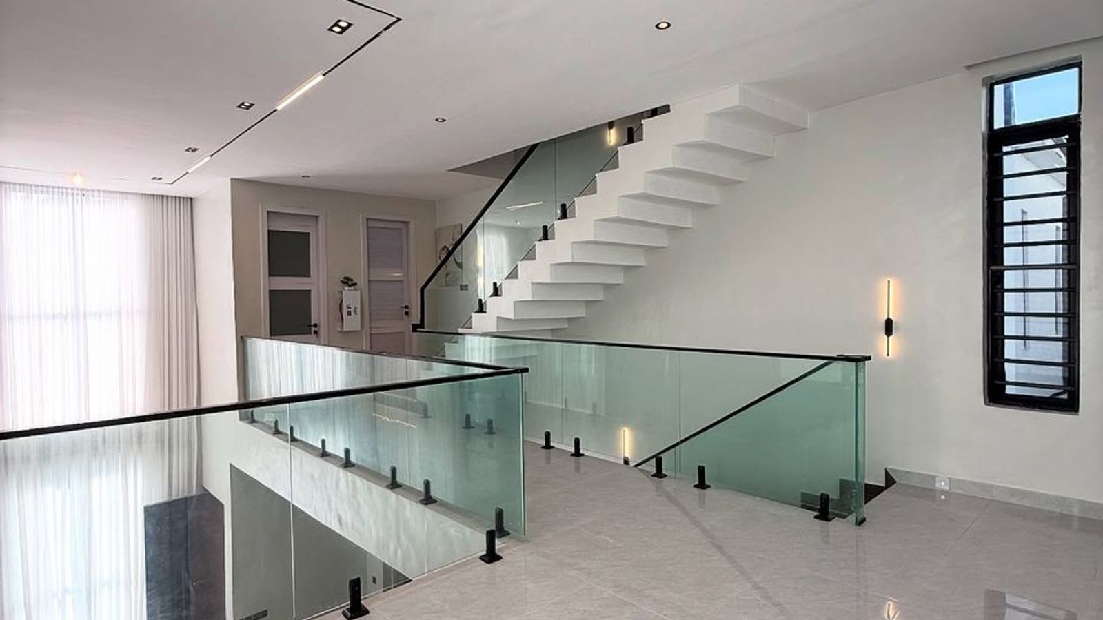 5 Bedroom Fully Detached Terrace Duplex