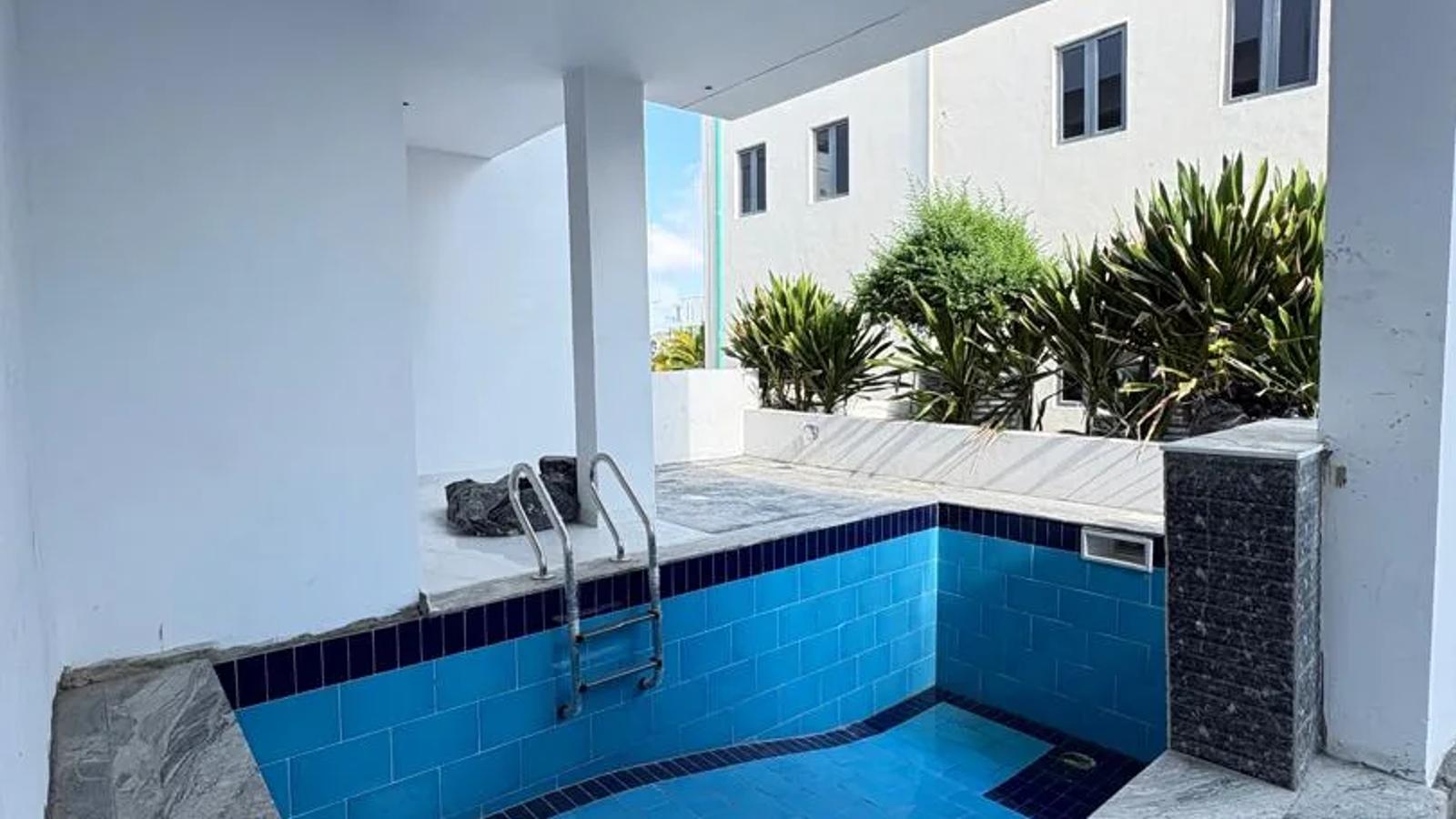 5 Bedroom Semi Detached Duplex