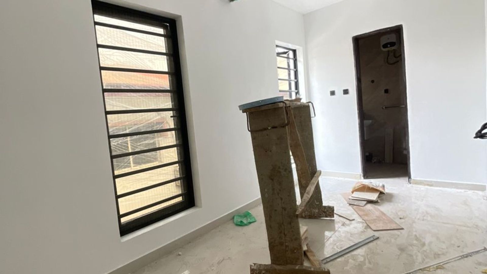 5 Bedroom Fully Detached Duplex