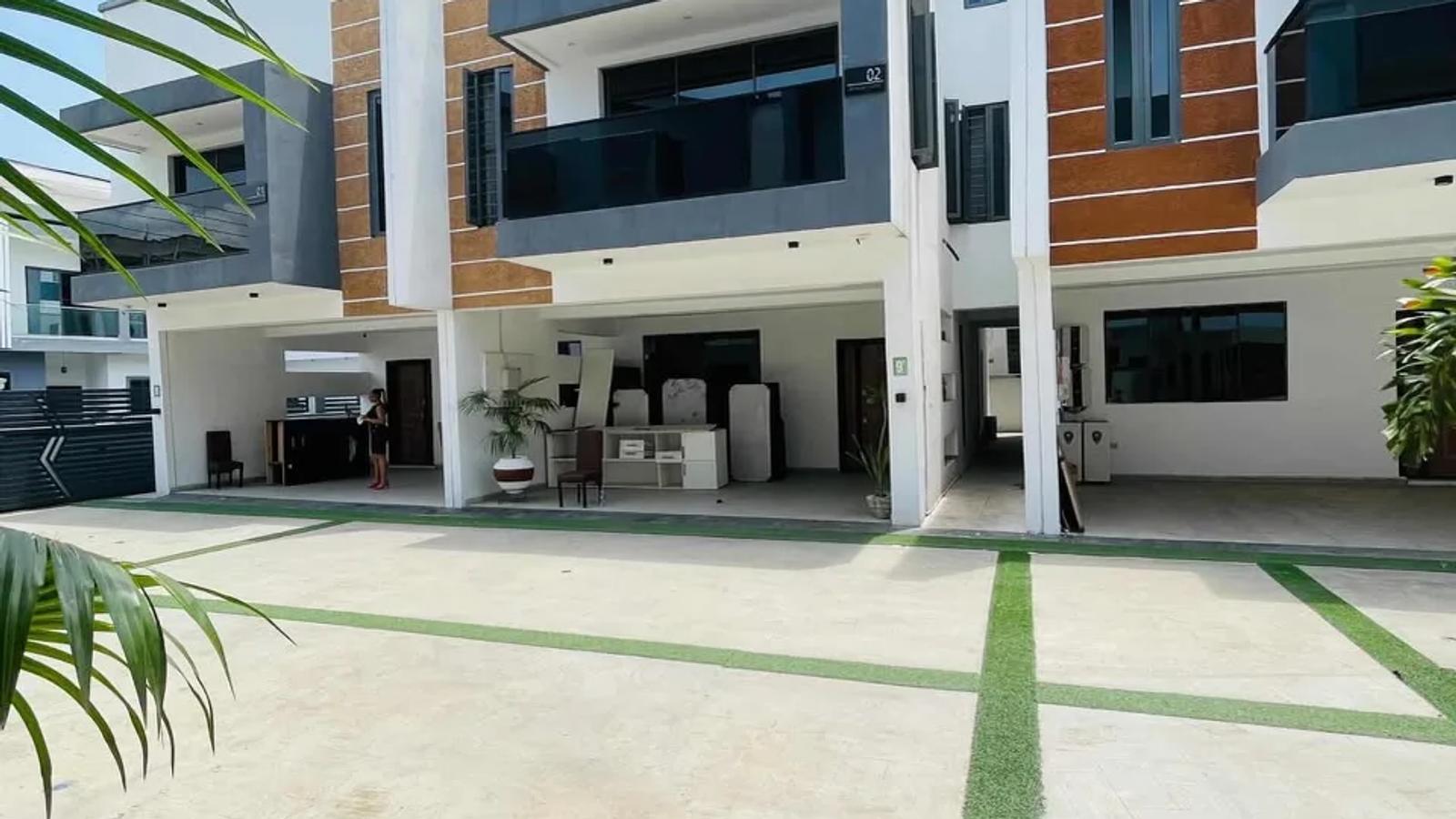 4 Bedroom Terrace Duplex