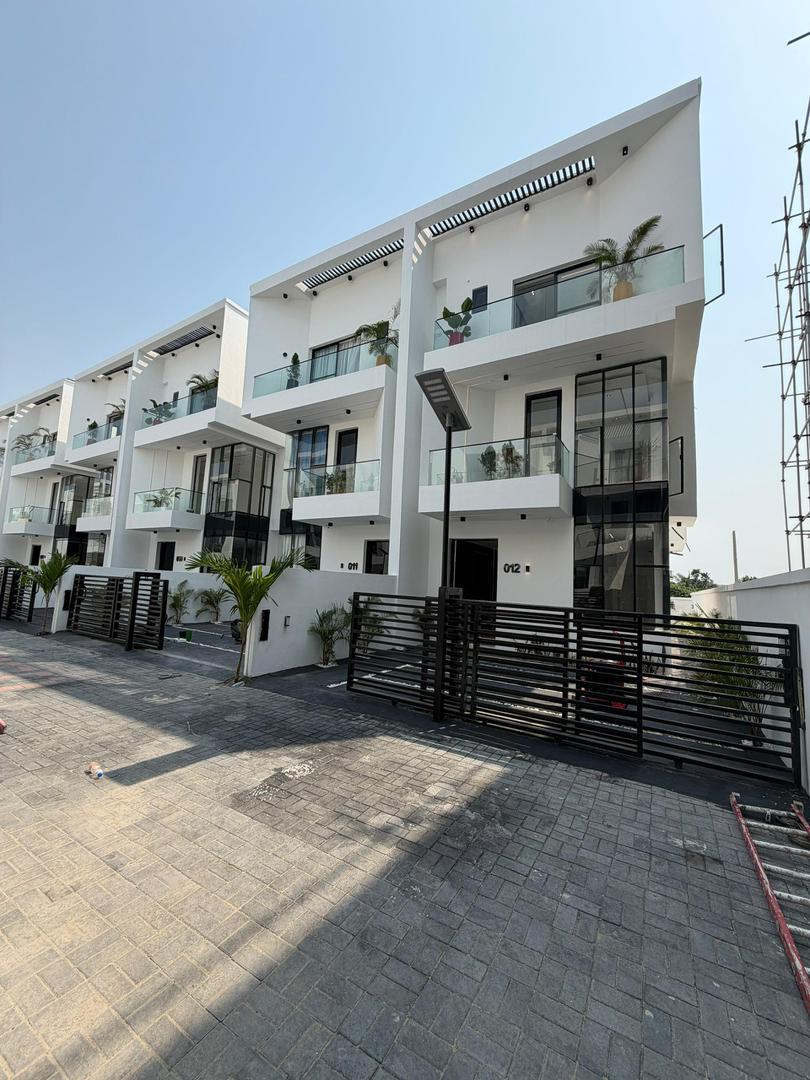 4 Bedroom Semi Detached Duplex