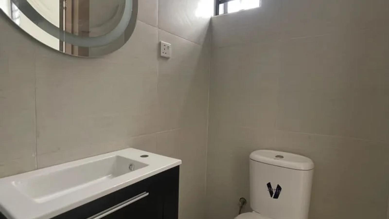 4 BEDROOM FULLY-DETACHED DUPLEX WITH BQ