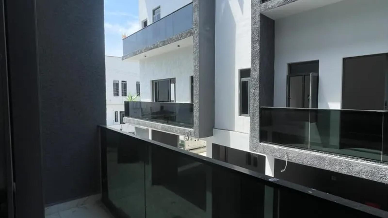 3 BEDROOM TERRACE DUPLEX