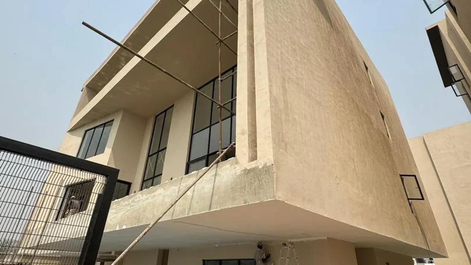 6 Bedroom Fully Detached Duplex