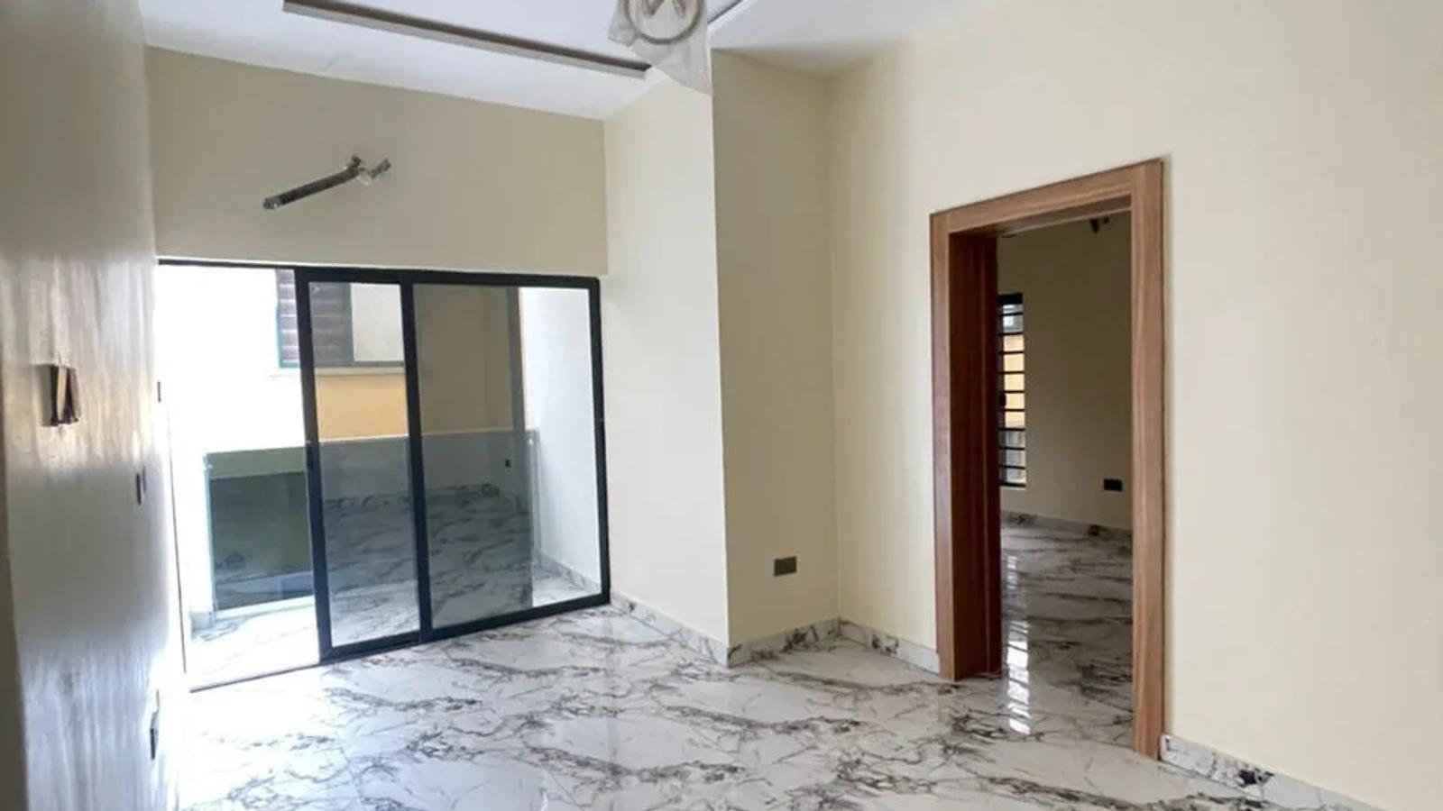 4 BEDROOM SEMI-DETACHED DUPLEX