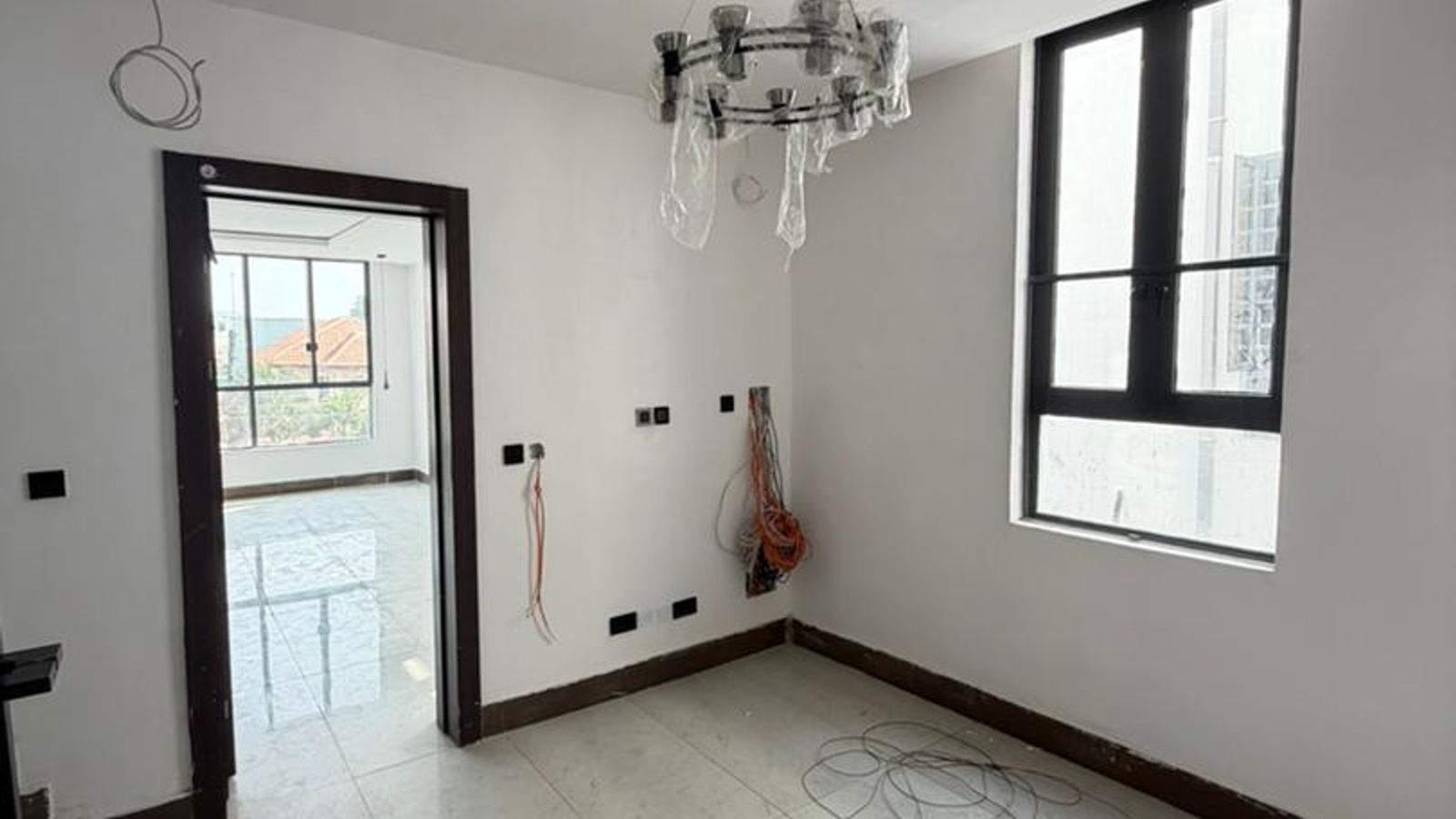 5 Bedroom Fully Detached Duplex