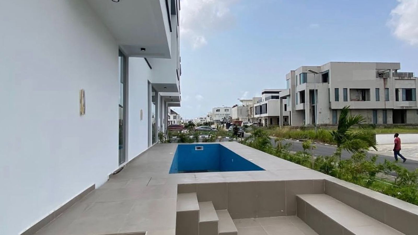 5 Bedroom Semi Detached Duplex