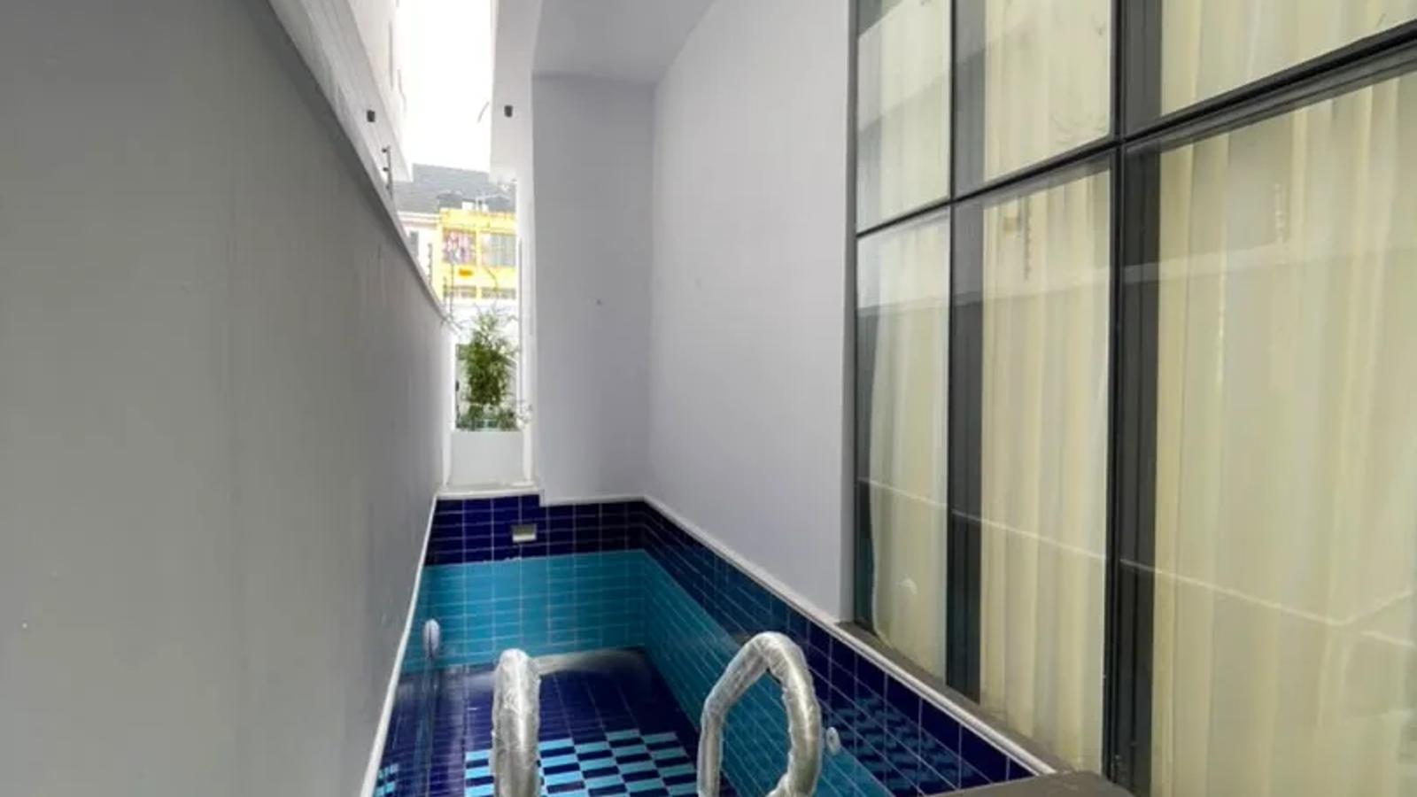 5 Bedroom Fully Detached Duplex