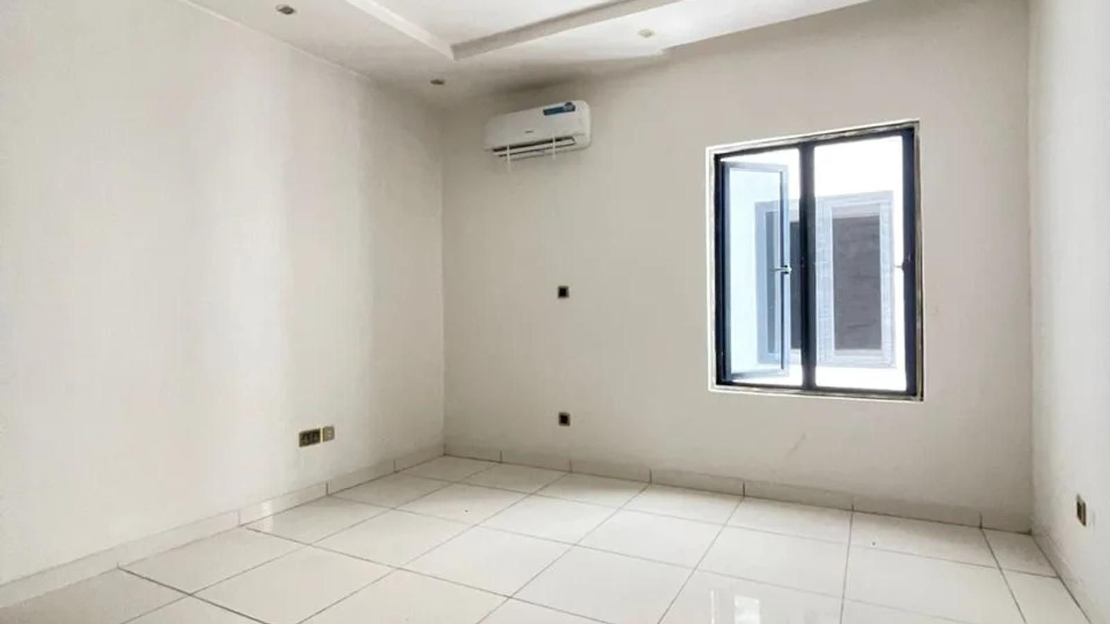 4 Bedroom Terrace Duplex