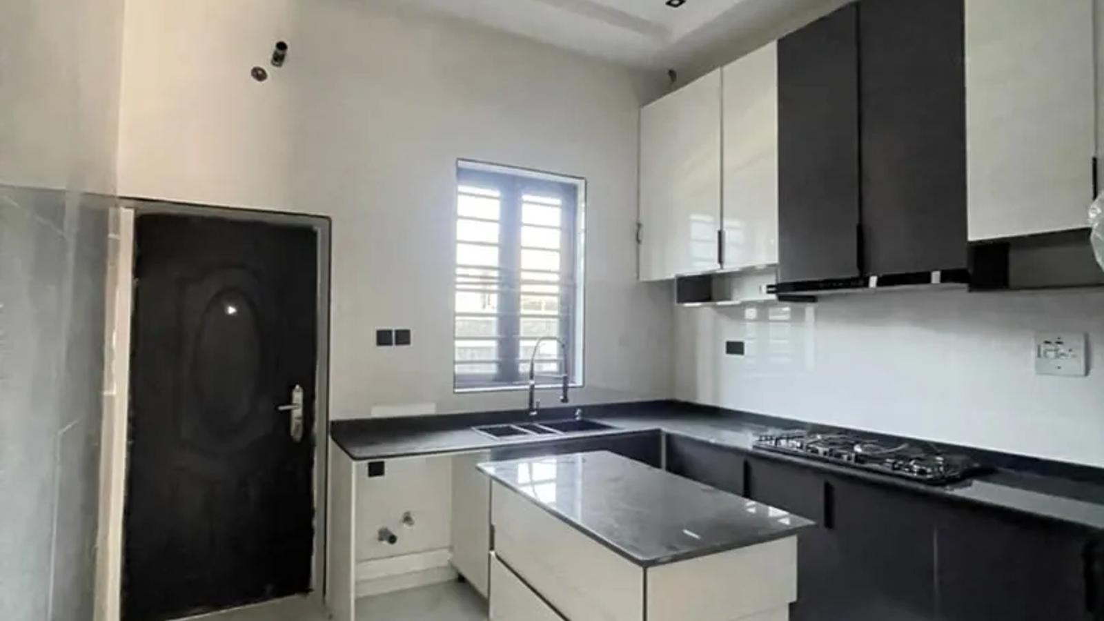4 Bedroom Terrace Duplex