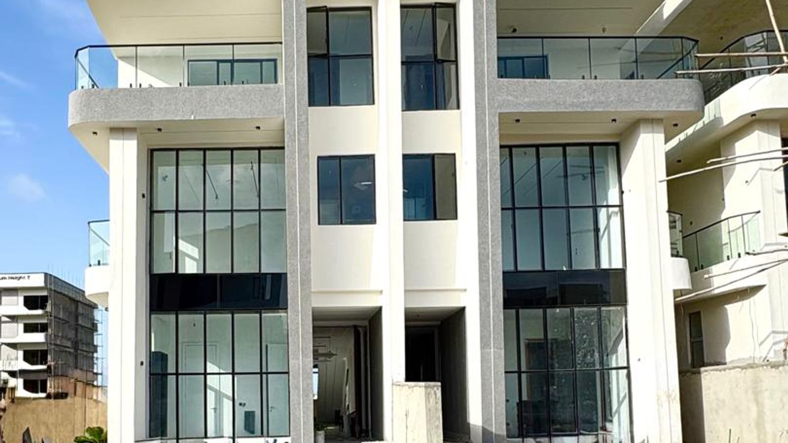 5 Bedroom Semi Detached Duplex