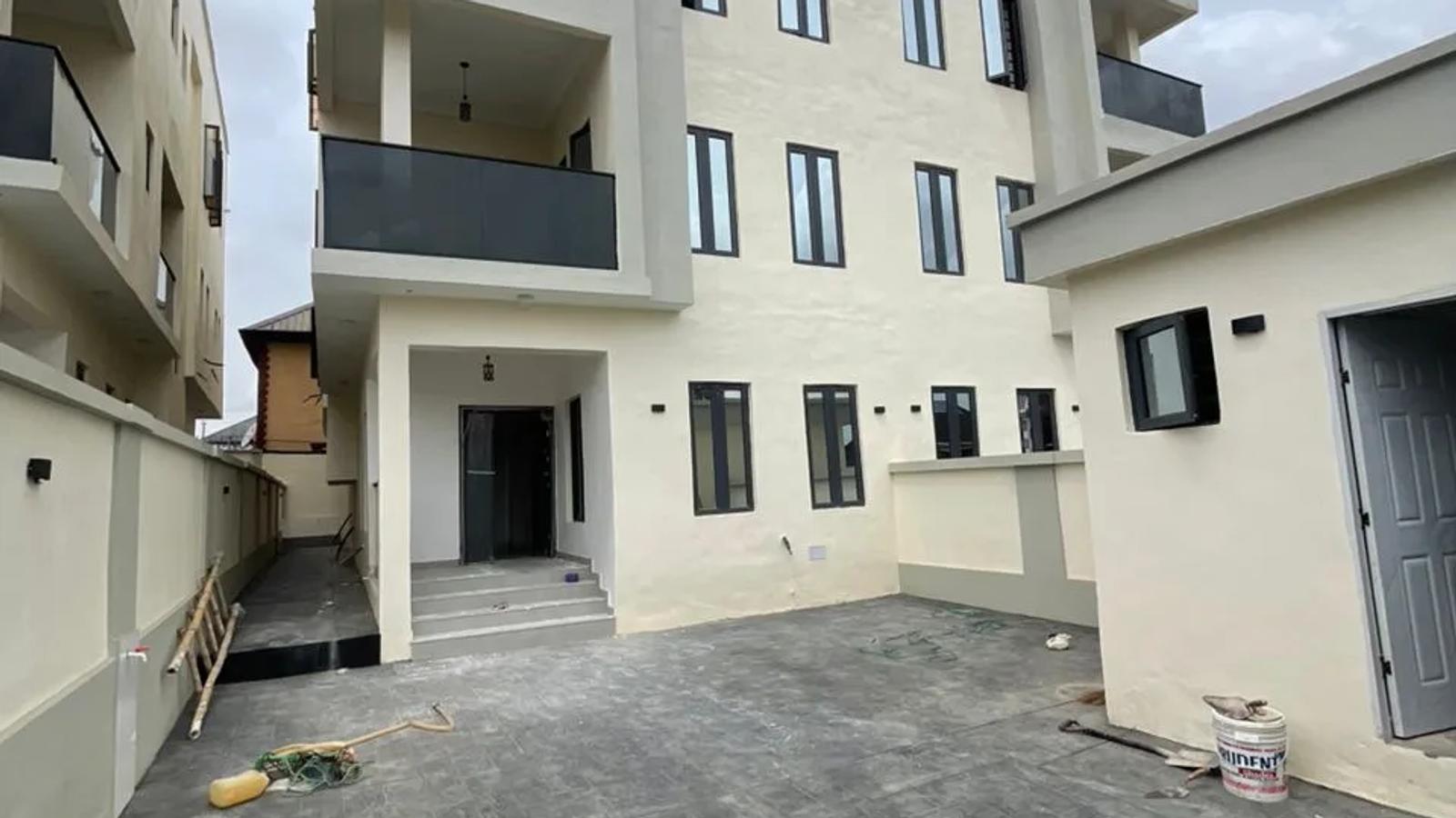 5 Bedroom Semi Detached Duplex