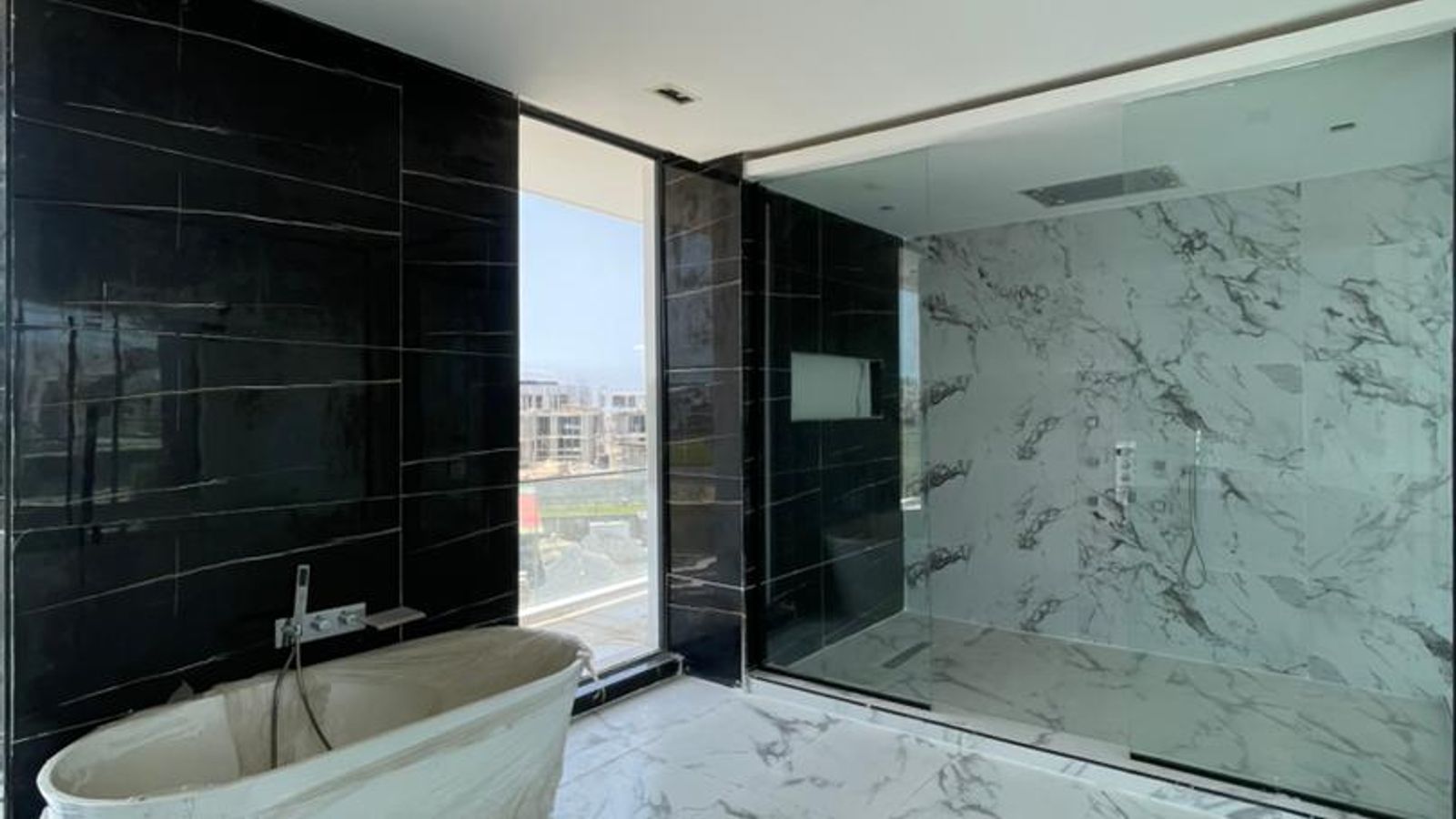 5 Bedroom Fully Detached Duplex