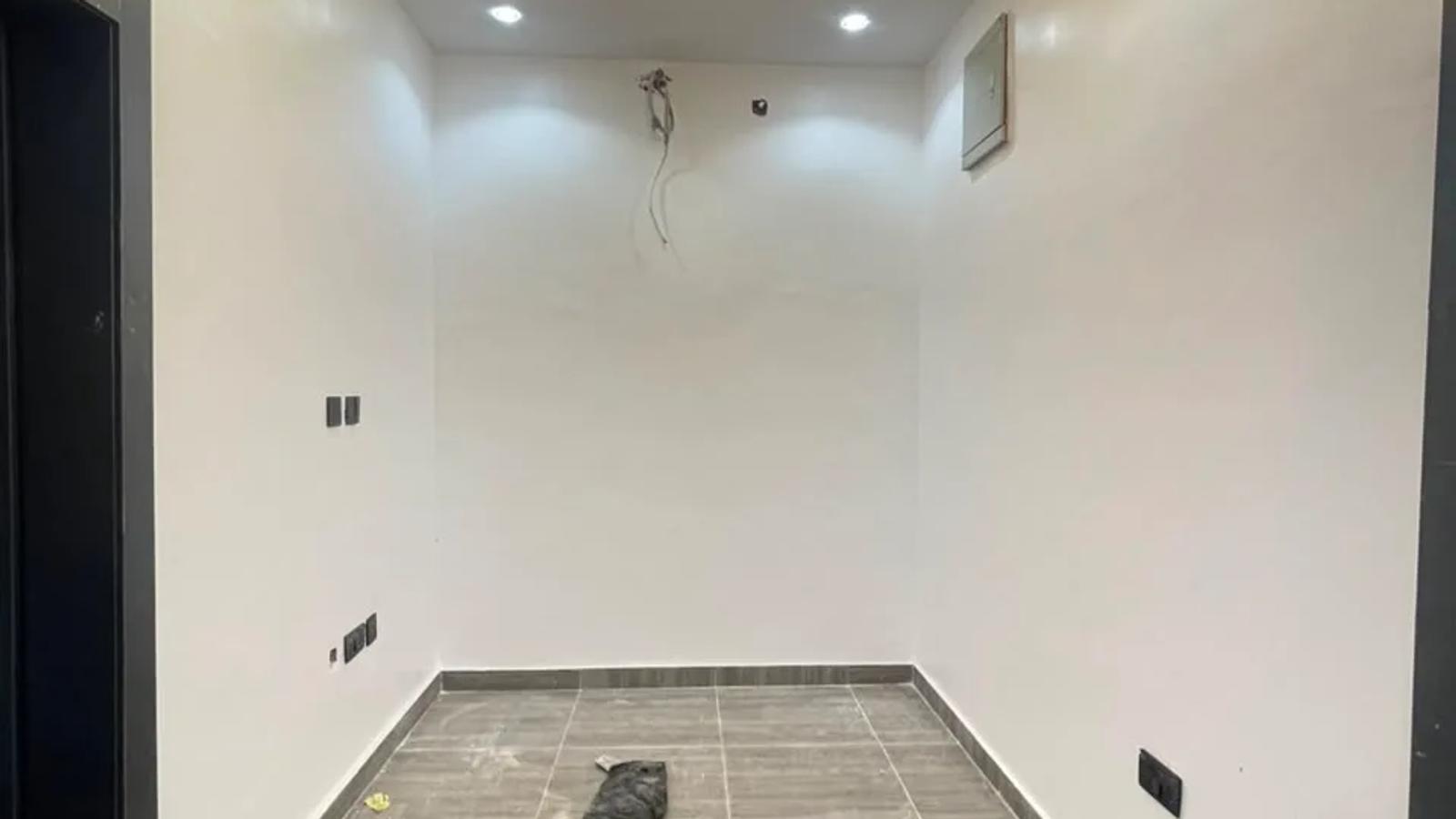 3 BEDROOM TERRACE APARTMENT