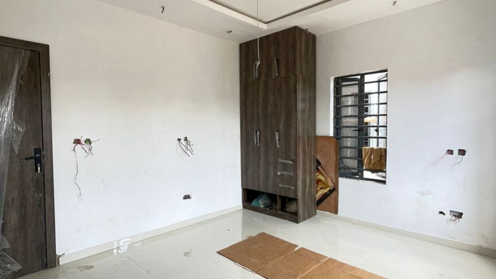 5 Bedroom Fully Detached Duplex