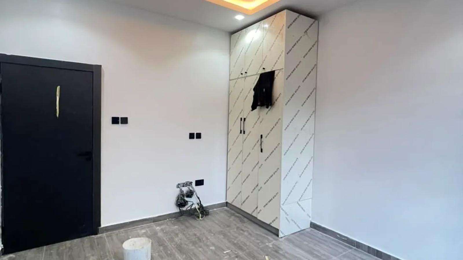 3 BEDROOM TERRACE APARTMENT