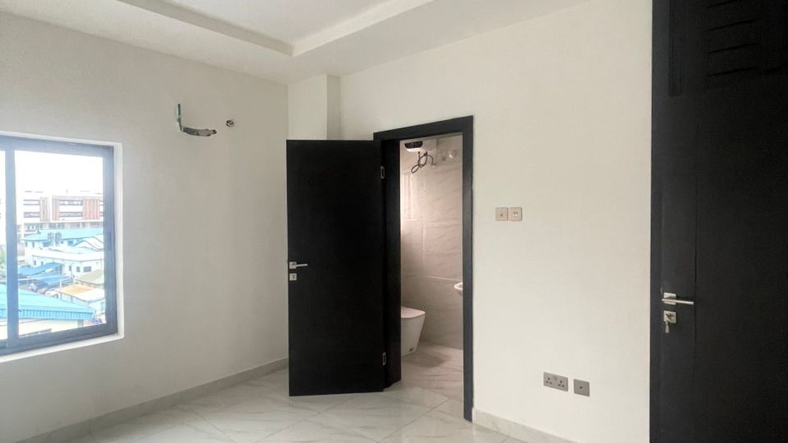 4 Bedroom