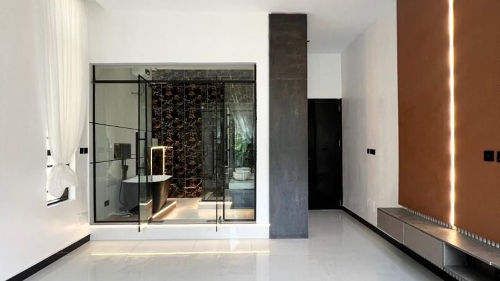 5 Bedroom Duplex