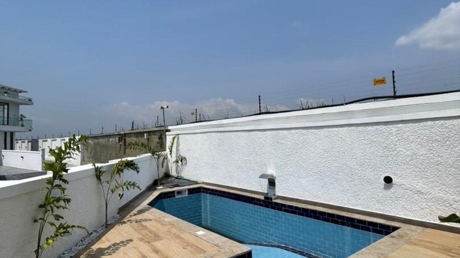5 Bedroom Fully Detached Duplex