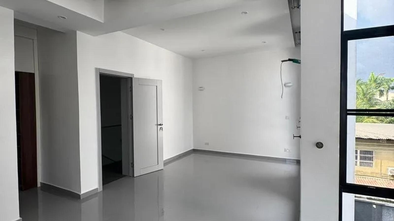 4 Bedroom semi Detached Duplex