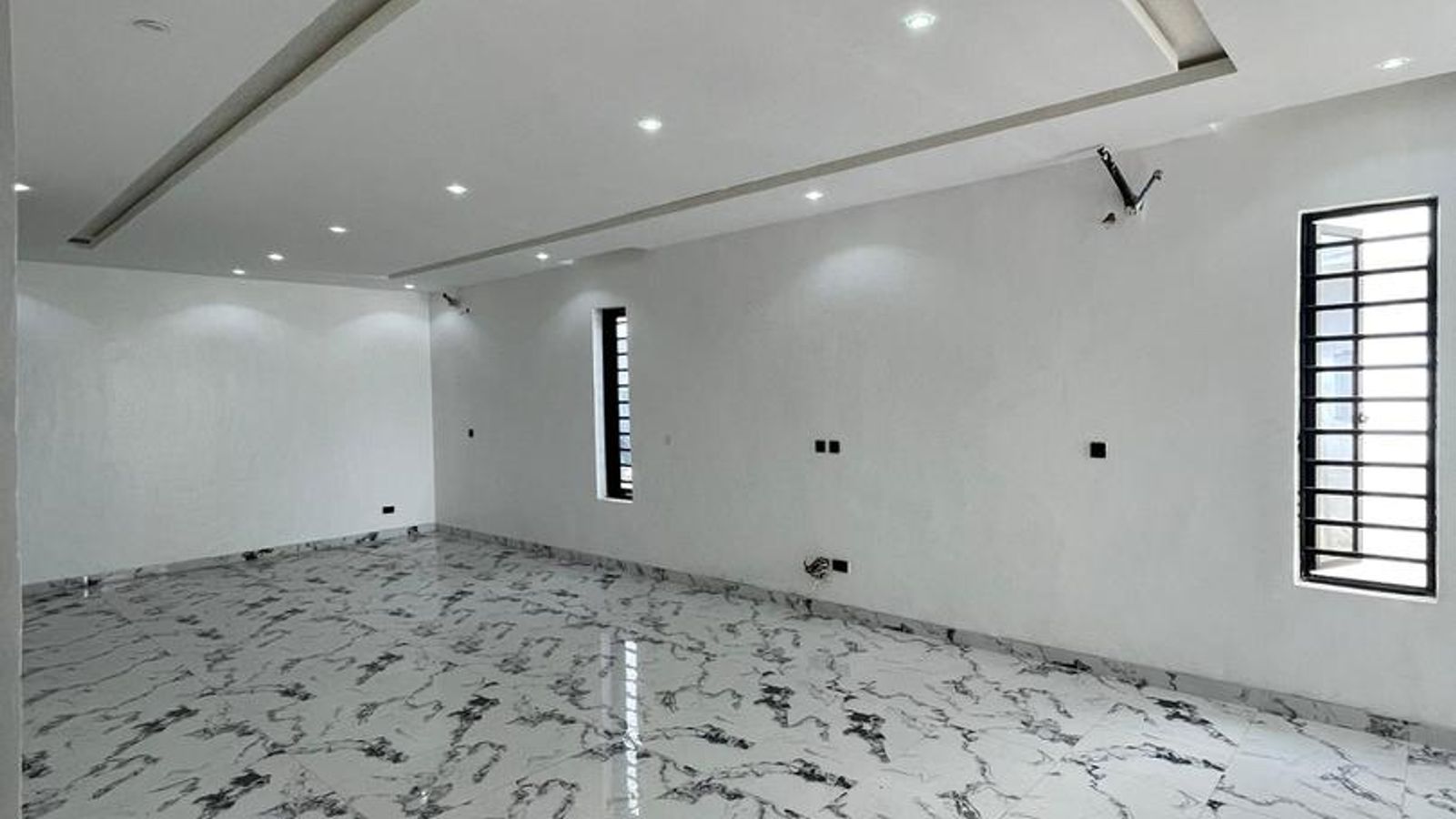 5 Bedroom Semi Detached Duplex