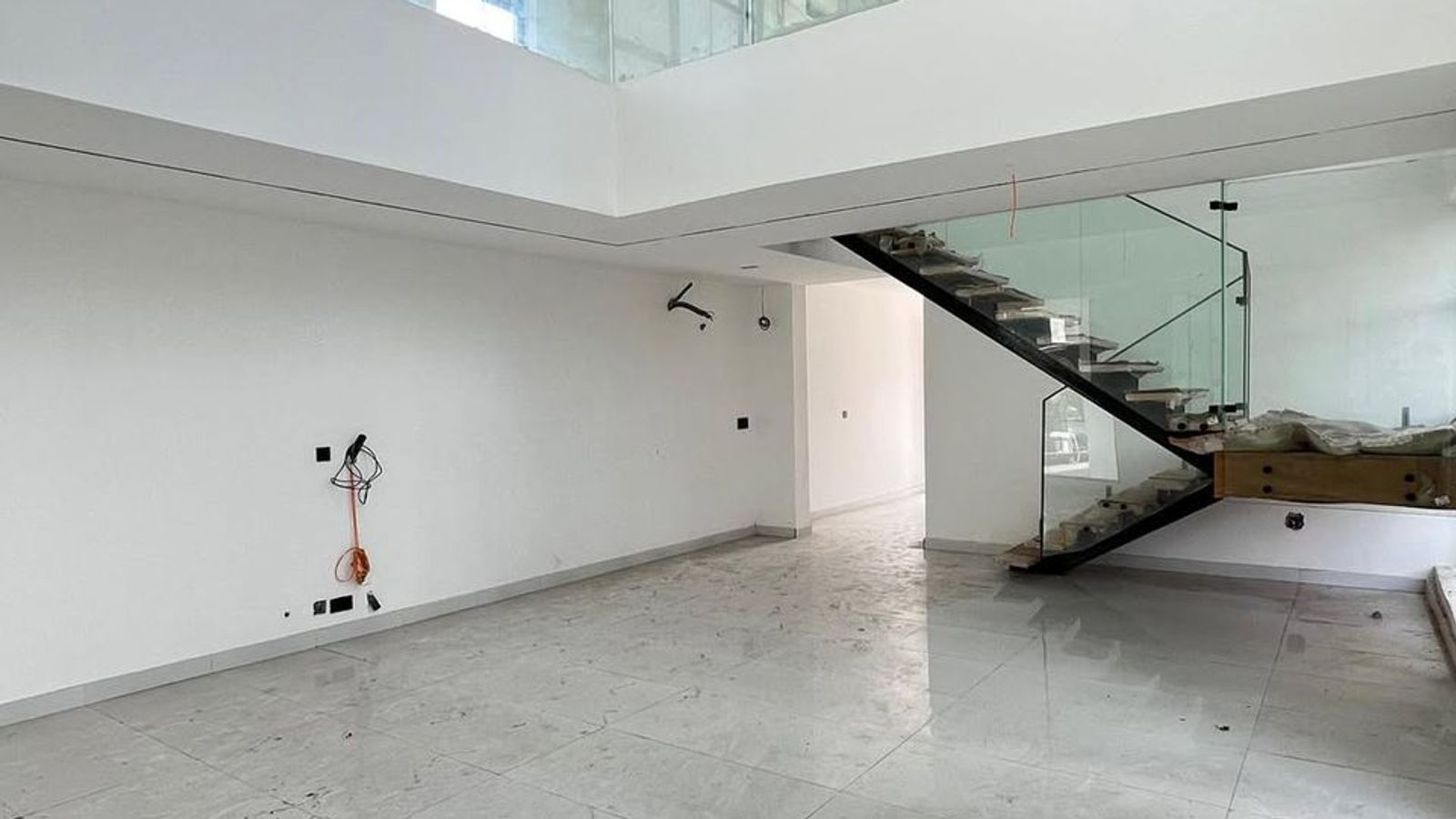 5 Bedroom Duplex