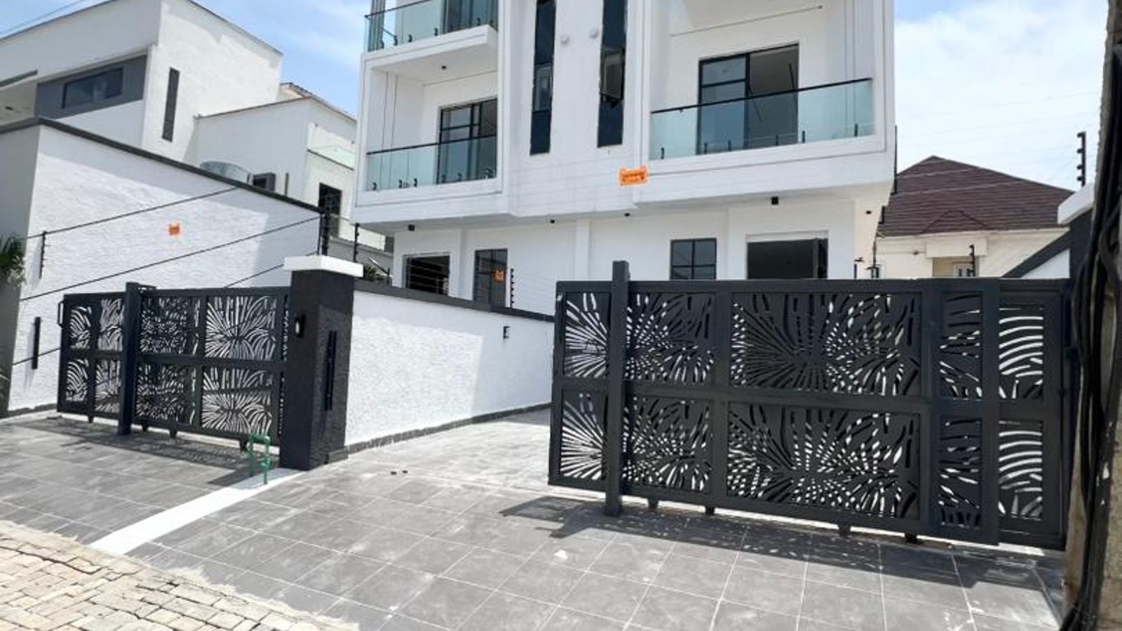 5 Bedroom Semi Detached Duplex