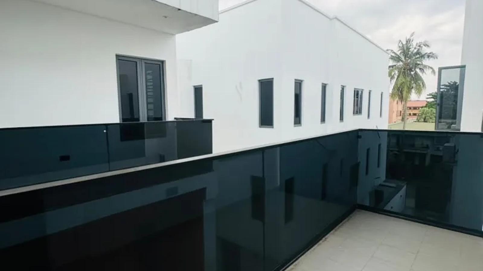 4 Bedroom Semi Detached Duplex