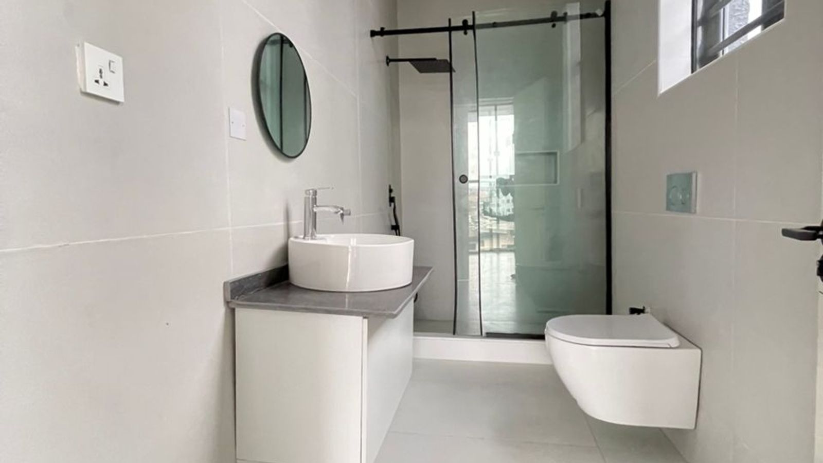 4 Bedroom Semi Detached Duplex