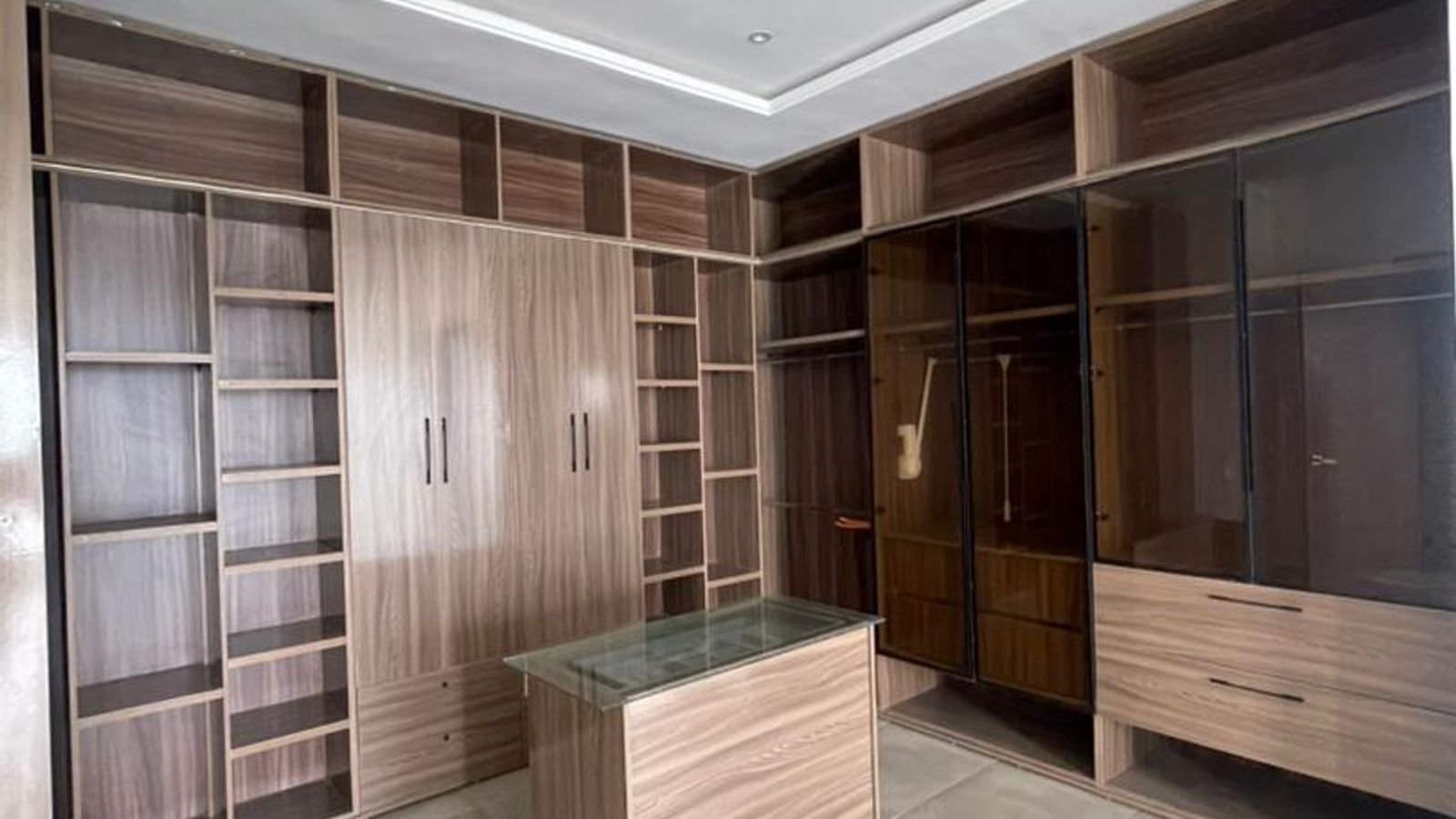 5 Bedroom Fully Detached Duplex