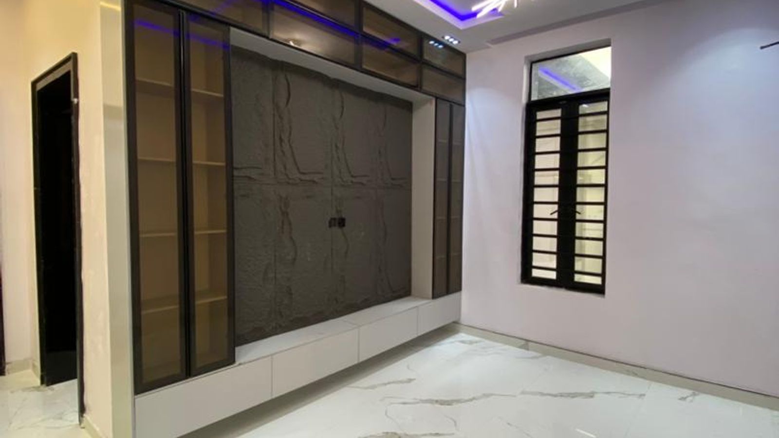 5 Bedroom Fully Detached Duplex
